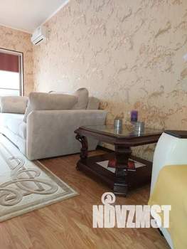 1-к квартира, посуточно, 52м2, 3/6 этаж