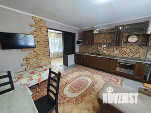 Студия квартира, посуточно, 60м2, 1/2 этаж