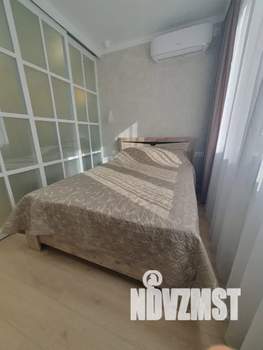 1-к квартира, посуточно, 40м2, 10/18 этаж