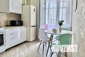 1-к квартира, посуточно, 35м2, 3/9 этаж