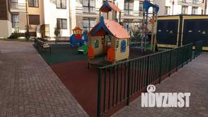 1-к квартира, посуточно, 43м2, 3/6 этаж