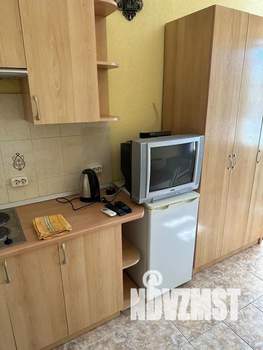Студия квартира, посуточно, 20м2, 2/2 этаж