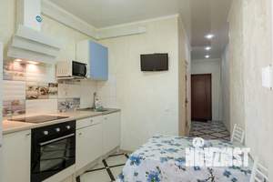 1-к квартира, посуточно, 40м2, 13/18 этаж