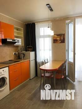 Студия квартира, посуточно, 33м2, 1/16 этаж