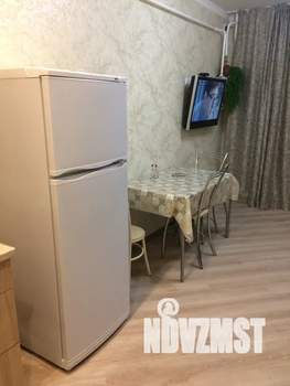 1-к квартира, посуточно, 42м2, 1/9 этаж