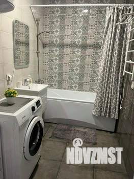 2-к квартира, посуточно, 42м2, 1/1 этаж