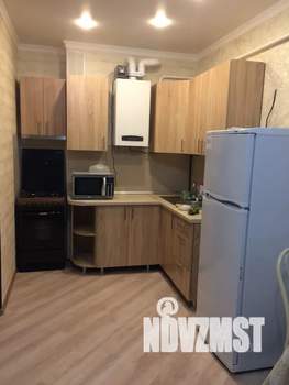 1-к квартира, посуточно, 42м2, 1/9 этаж