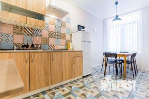 1-к квартира, посуточно, 61м2, 1/1 этаж