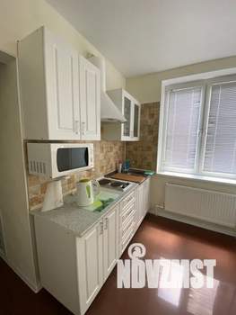 1-к квартира, посуточно, 40м2, 2/17 этаж