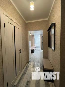 Студия квартира, посуточно, 27м2, 1/12 этаж