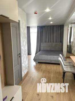 Студия квартира, посуточно, 36м2, 3/7 этаж