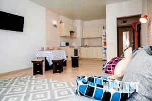 1-к квартира, посуточно, 59м2, 1/1 этаж