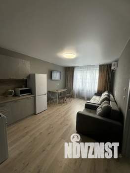 1-к квартира, посуточно, 38м2, 13/17 этаж