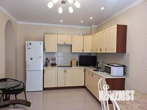 1-к квартира, на длительный срок, 57м2, 5/10 этаж