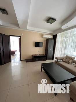 1-к квартира, посуточно, 35м2, 1/2 этаж