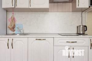 2-к квартира, посуточно, 40м2, 3/3 этаж