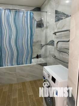 1-к квартира, посуточно, 60м2, 1/3 этаж