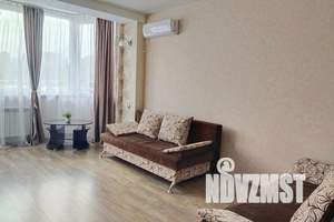 1-к квартира, посуточно, 47м2, 6/9 этаж