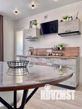 Студия квартира, посуточно, 35м2, 6/8 этаж