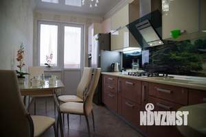 1-к квартира, посуточно, 43м2, 4/9 этаж
