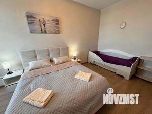 1-к квартира, посуточно, 38м2, 10/12 этаж