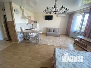 1-к квартира, посуточно, 56м2, 12/12 этаж