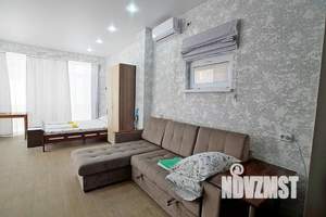 Студия квартира, посуточно, 35м2, 1/2 этаж