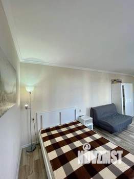 Студия квартира, посуточно, 33м2, 1/7 этаж