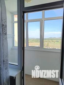 Студия квартира, посуточно, 25м2, 11/18 этаж