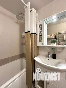 1-к квартира, посуточно, 42м2, 18/18 этаж