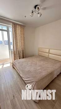 1-к квартира, посуточно, 39м2, 14/18 этаж