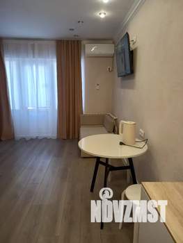 Студия квартира, посуточно, 30м2, 1/4 этаж