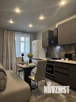 1-к квартира, посуточно, 37м2, 1/8 этаж