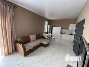 Студия квартира, посуточно, 40м2, 2/2 этаж