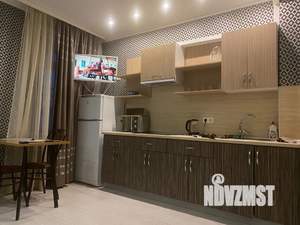 Студия квартира, посуточно, 33м2, 15/16 этаж