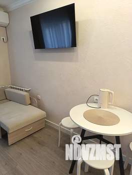 Студия квартира, посуточно, 30м2, 1/4 этаж