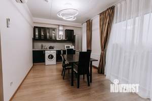 2-к квартира, посуточно, 80м2, 1/1 этаж