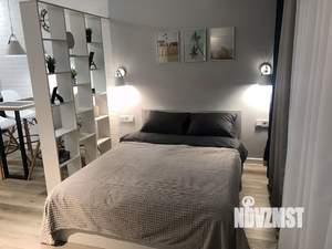 Студия квартира, посуточно, 35м2, 1/7 этаж