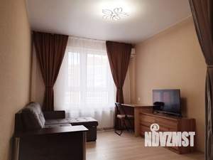 1-к квартира, посуточно, 37м2, 6/8 этаж