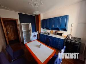 3-к квартира, посуточно, 45м2, 4/9 этаж