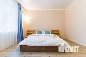 1-к квартира, посуточно, 61м2, 1/1 этаж