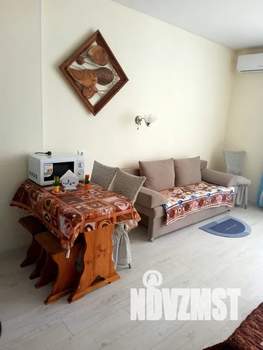 Студия квартира, посуточно, 35м2, 2/7 этаж