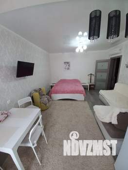 Студия квартира, посуточно, 29м2, 3/6 этаж