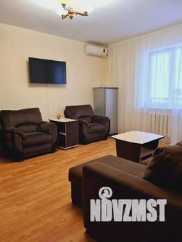 2-к квартира, посуточно, 40м2, 2/4 этаж