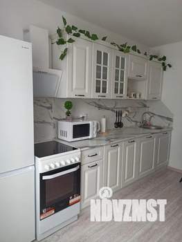 1-к квартира, посуточно, 38м2, 4/16 этаж