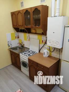 1-к квартира, посуточно, 38м2, 3/5 этаж