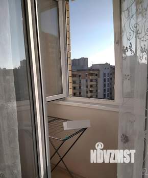 Студия квартира, посуточно, 31м2, 10/17 этаж