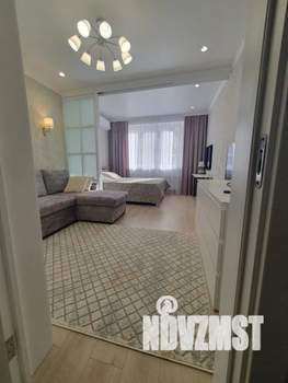 1-к квартира, посуточно, 40м2, 10/18 этаж