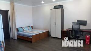 Студия квартира, посуточно, 36м2, 1/5 этаж