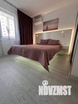 1-к квартира, посуточно, 38м2, 9/16 этаж
